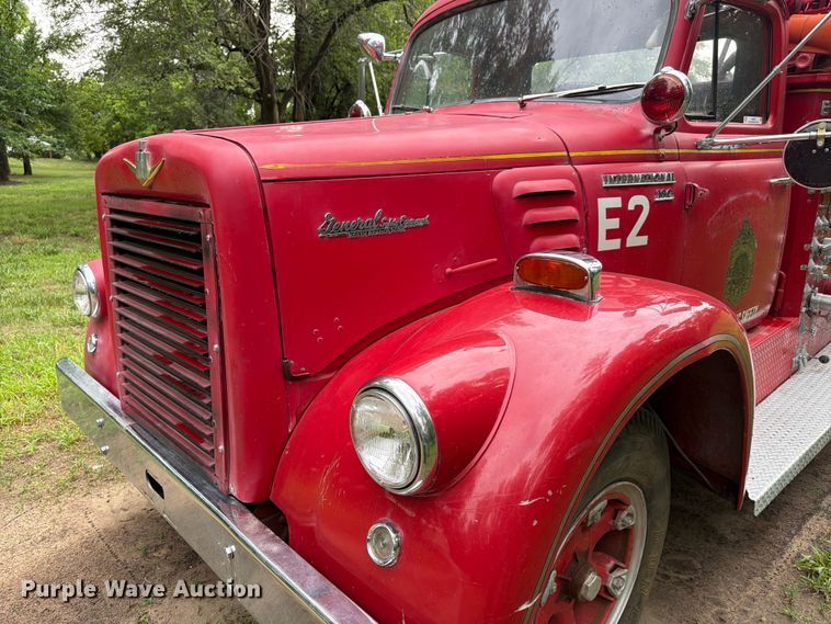 image for item NJ9072 1959 International V196 pumper fire truck