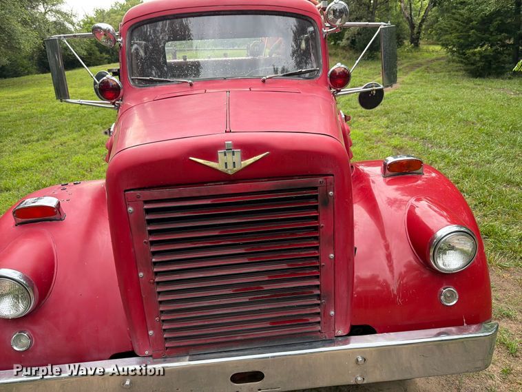 image for item NJ9072 1959 International V196 pumper fire truck
