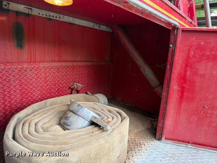 image for item NJ9072 1959 International V196 pumper fire truck