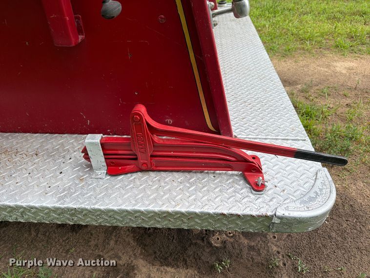 image for item NJ9072 1959 International V196 pumper fire truck