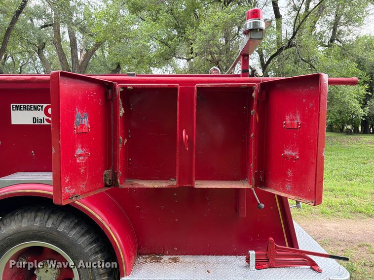 image for item NJ9072 1959 International V196 pumper fire truck