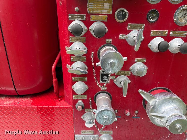 image for item NJ9072 1959 International V196 pumper fire truck