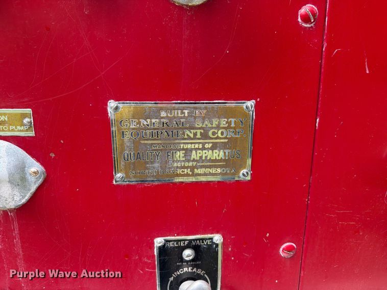 image for item NJ9072 1959 International V196 pumper fire truck