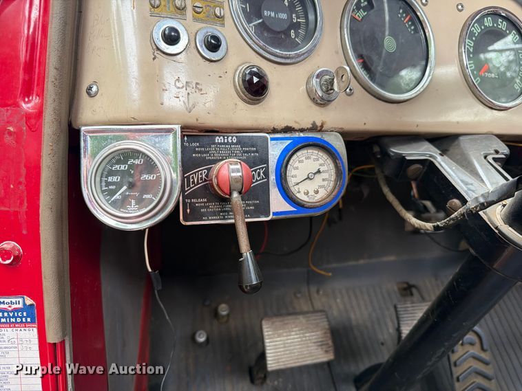 image for item NJ9072 1959 International V196 pumper fire truck