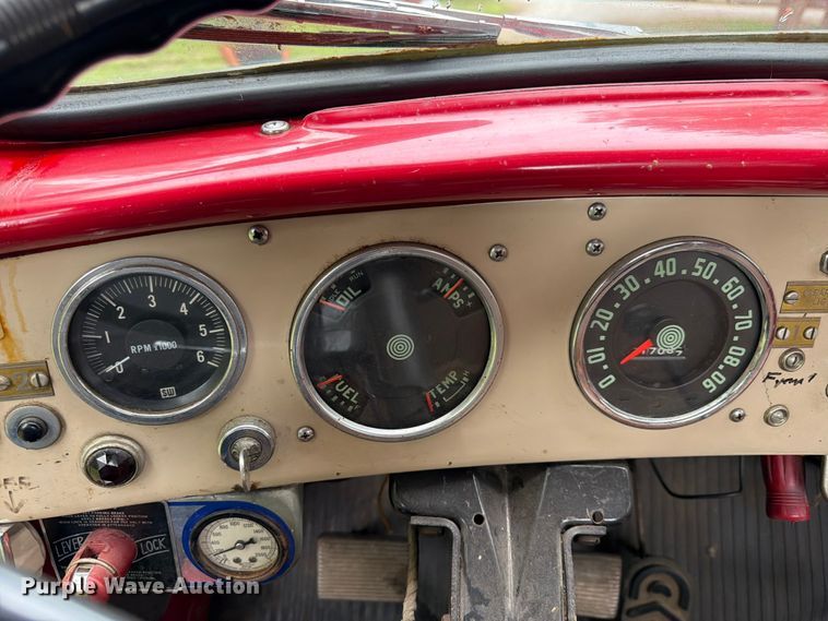 image for item NJ9072 1959 International V196 pumper fire truck