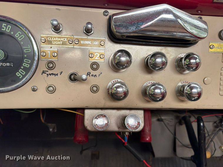 image for item NJ9072 1959 International V196 pumper fire truck