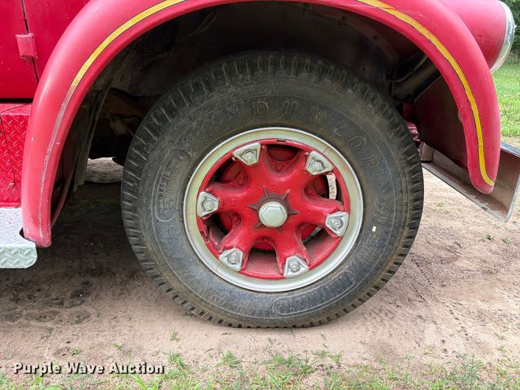 image for item NJ9072 1959 International V196 pumper fire truck