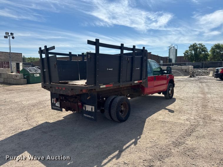 image for item OE9610 2009 Ford F350 Super Duty Ext. Cab dump bed pickup truck