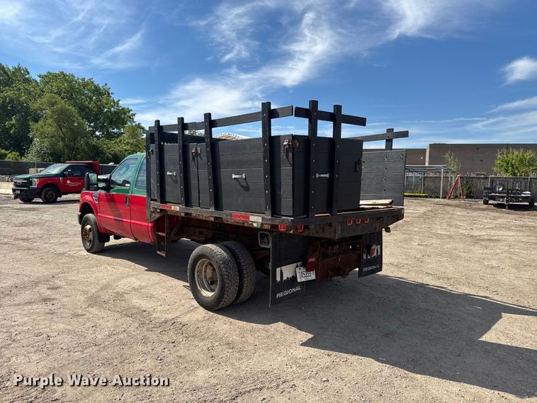 image for item OE9610 2009 Ford F350 Super Duty Ext. Cab dump bed pickup truck