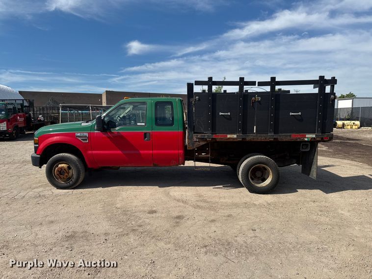 image for item OE9610 2009 Ford F350 Super Duty Ext. Cab dump bed pickup truck