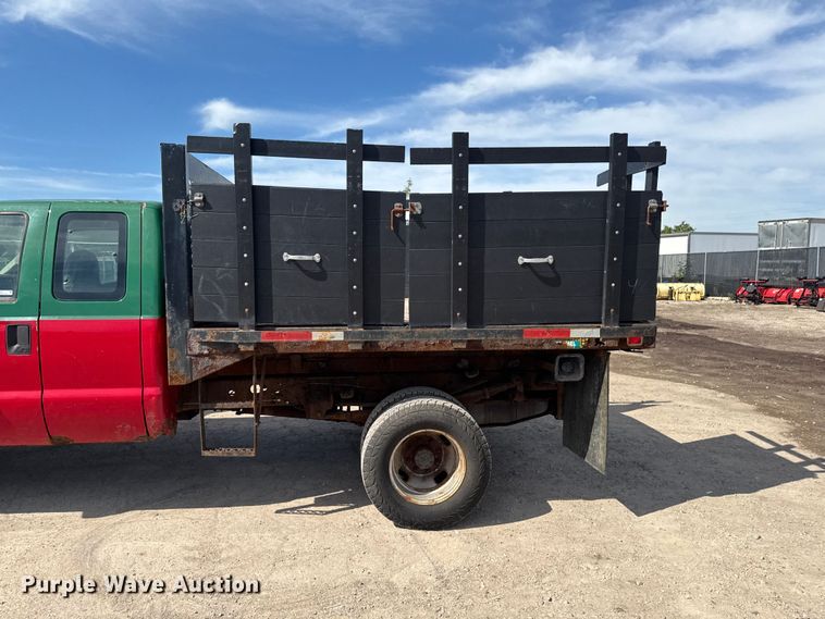 image for item OE9610 2009 Ford F350 Super Duty Ext. Cab dump bed pickup truck