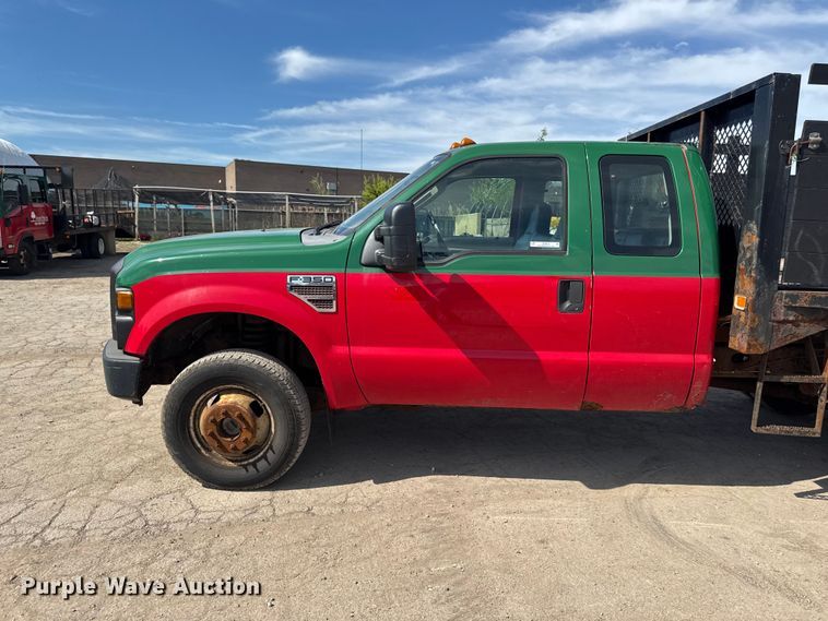 image for item OE9610 2009 Ford F350 Super Duty Ext. Cab dump bed pickup truck
