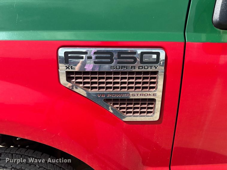 image for item OE9610 2009 Ford F350 Super Duty Ext. Cab dump bed pickup truck