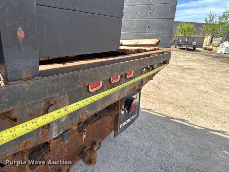 image for item OE9610 2009 Ford F350 Super Duty Ext. Cab dump bed pickup truck