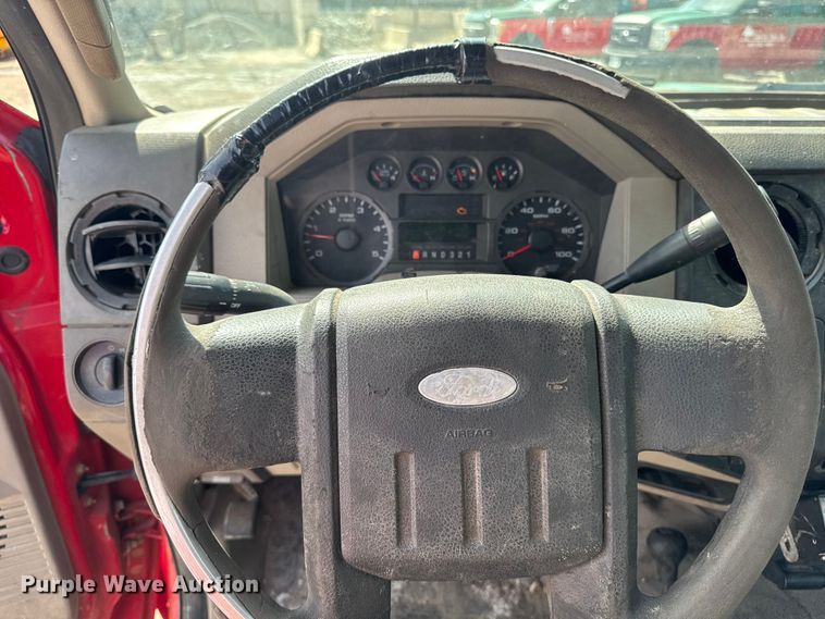 image for item OE9610 2009 Ford F350 Super Duty Ext. Cab dump bed pickup truck