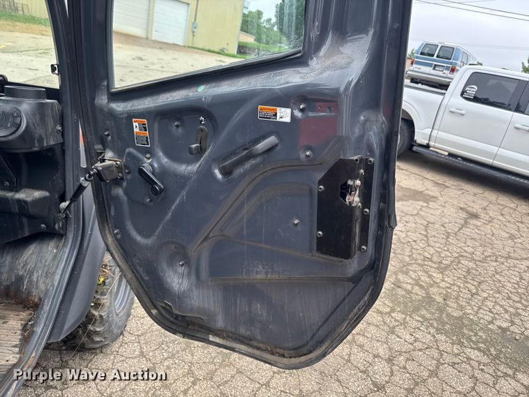 image for item OE9612 2014 Kubota RTV-X1100C utility vehicle