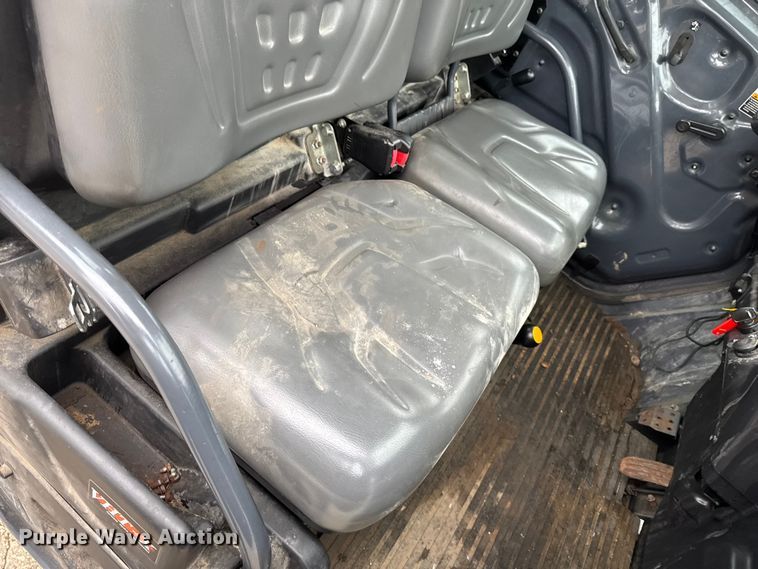 image for item OE9612 2014 Kubota RTV-X1100C utility vehicle