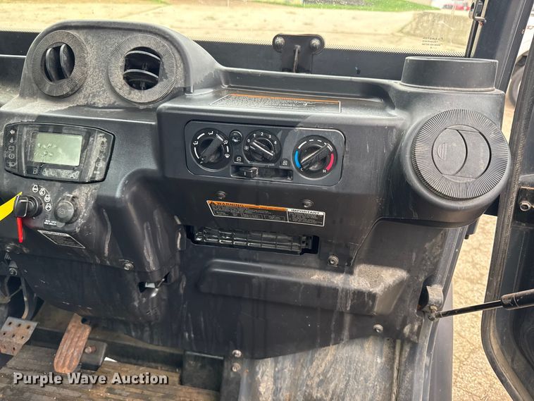 image for item OE9612 2014 Kubota RTV-X1100C utility vehicle