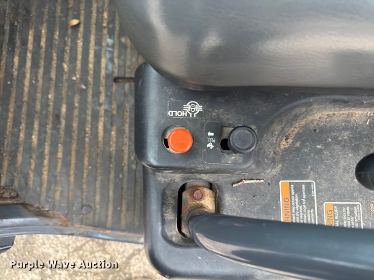 image for item OE9612 2014 Kubota RTV-X1100C utility vehicle