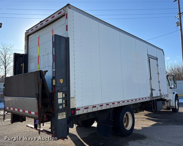 image for item YA1963 2017 Freightliner Business Class M2 box truck