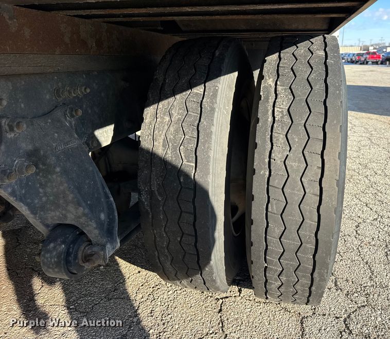 image for item YA1963 2017 Freightliner Business Class M2 box truck