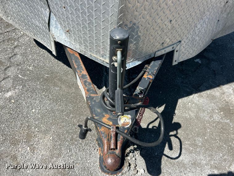 image for item YA2828 2016 Doolittle enclosed cargo trailer