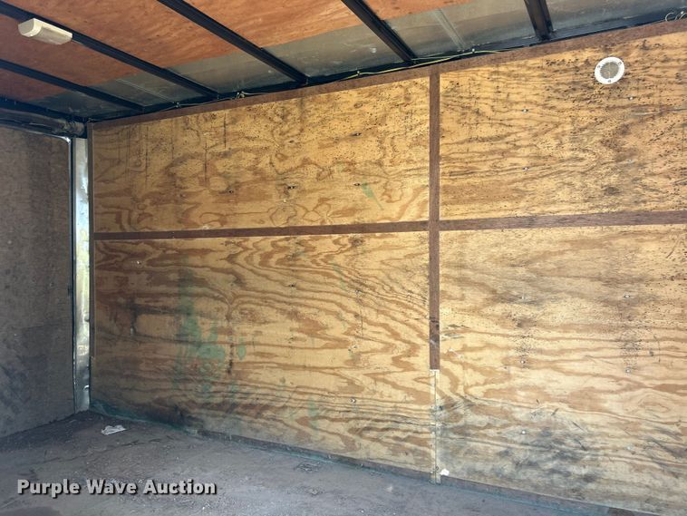 image for item YA2828 2016 Doolittle enclosed cargo trailer
