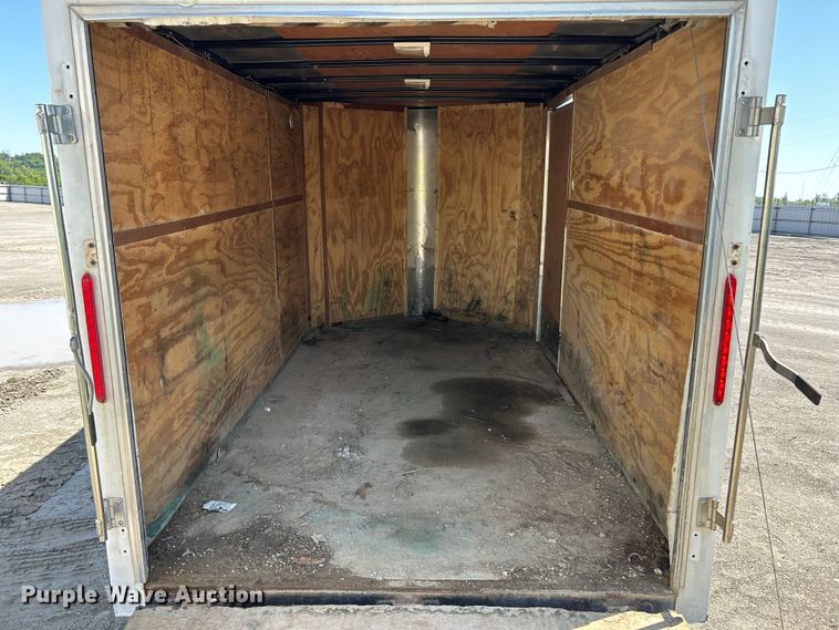 image for item YA2828 2016 Doolittle enclosed cargo trailer