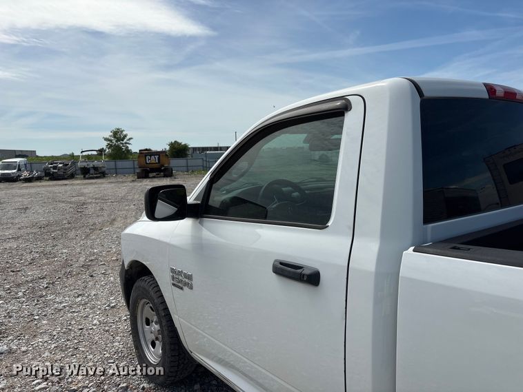 image for item YA3191 2019 RAM 1500 pickup truck