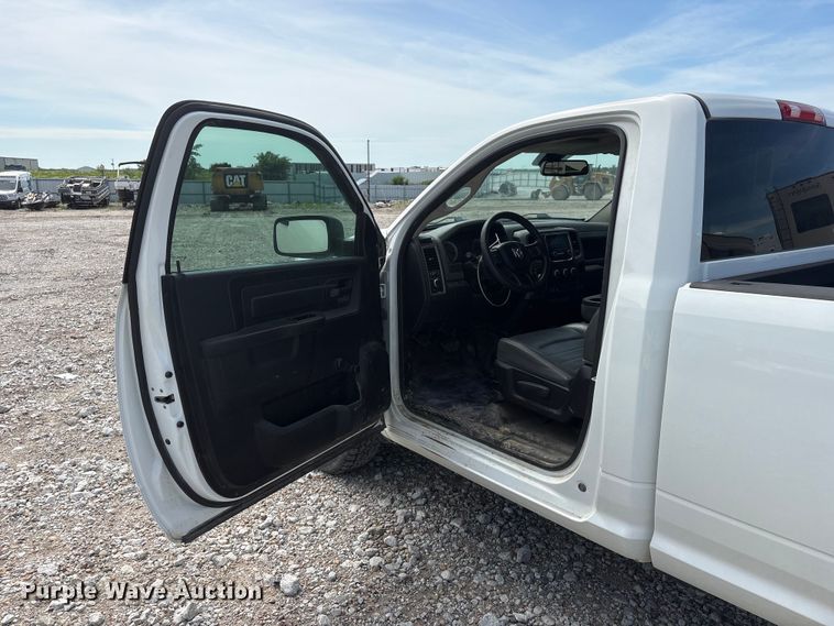 image for item YA3191 2019 RAM 1500 pickup truck