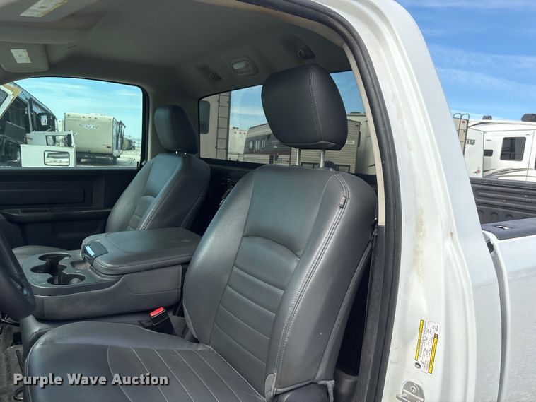 image for item YA3191 2019 RAM 1500 pickup truck