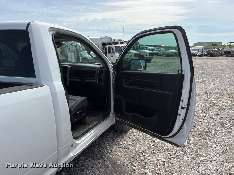 image for item YA3191 2019 RAM 1500 pickup truck