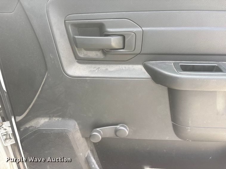 image for item YA3191 2019 RAM 1500 pickup truck