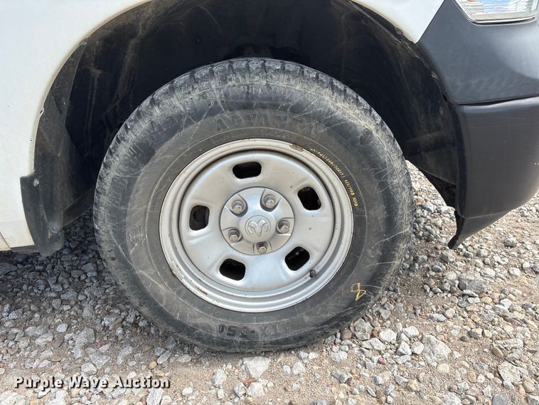 image for item YA3191 2019 RAM 1500 pickup truck