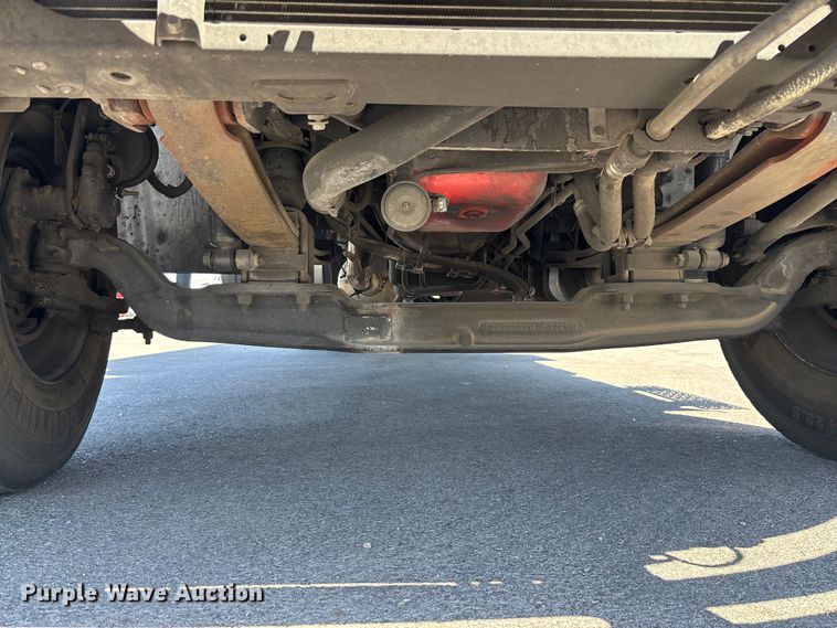 image for item YA3360 2019 International 4300 refrigerated truck