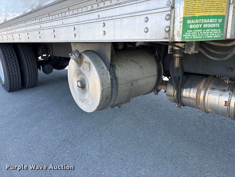 image for item YA3360 2019 International 4300 refrigerated truck