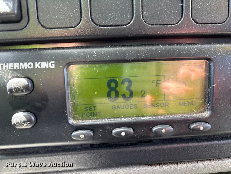image for item YA3360 2019 International 4300 refrigerated truck