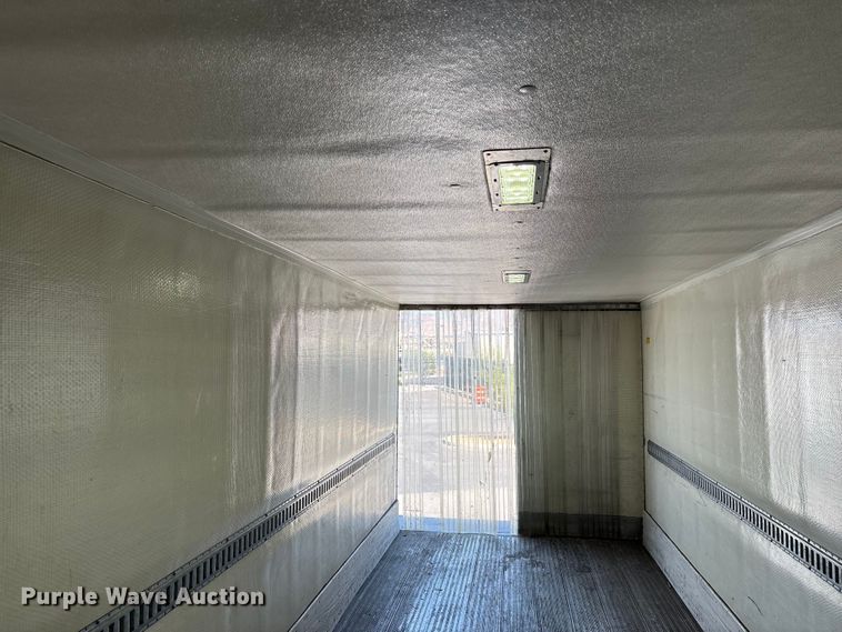 image for item YA3360 2019 International 4300 refrigerated truck