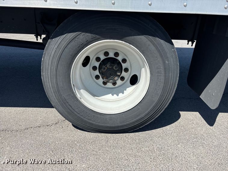 image for item YA3360 2019 International 4300 refrigerated truck