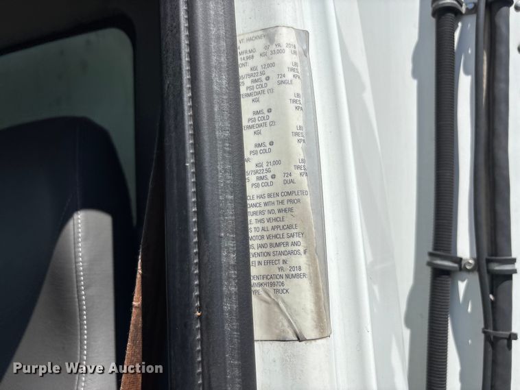 image for item YA3360 2019 International 4300 refrigerated truck