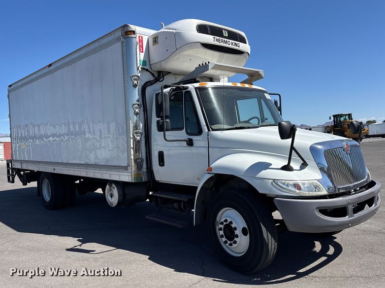 image for item YA3361 2019 International 4300 refrigerated truck