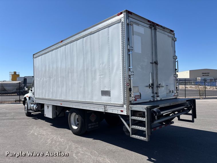 image for item YA3361 2019 International 4300 refrigerated truck
