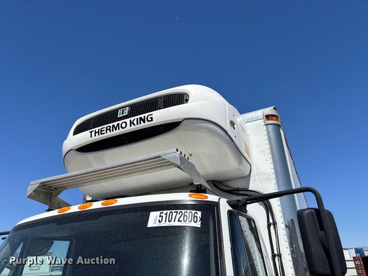 image for item YA3361 2019 International 4300 refrigerated truck
