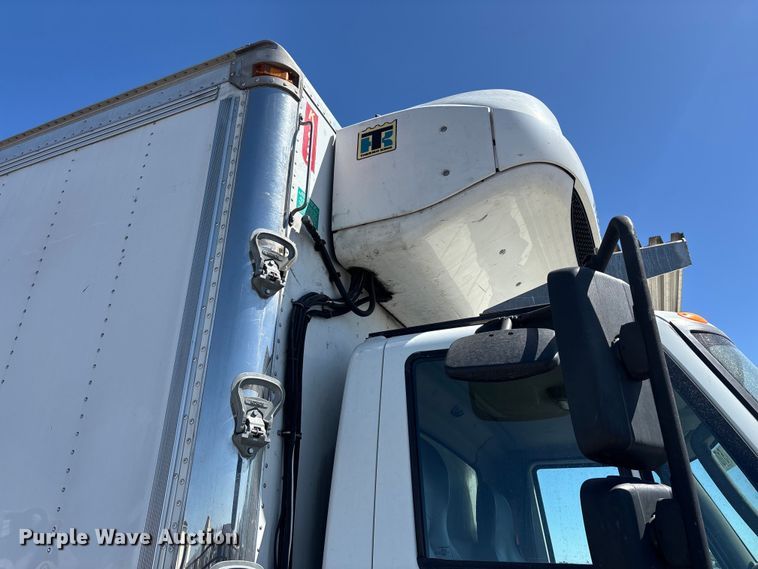 image for item YA3361 2019 International 4300 refrigerated truck