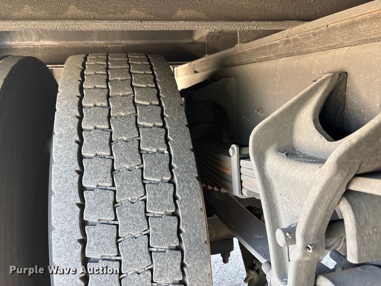 image for item YA3361 2019 International 4300 refrigerated truck