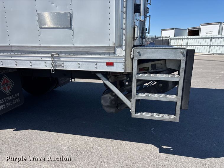 image for item YA3361 2019 International 4300 refrigerated truck