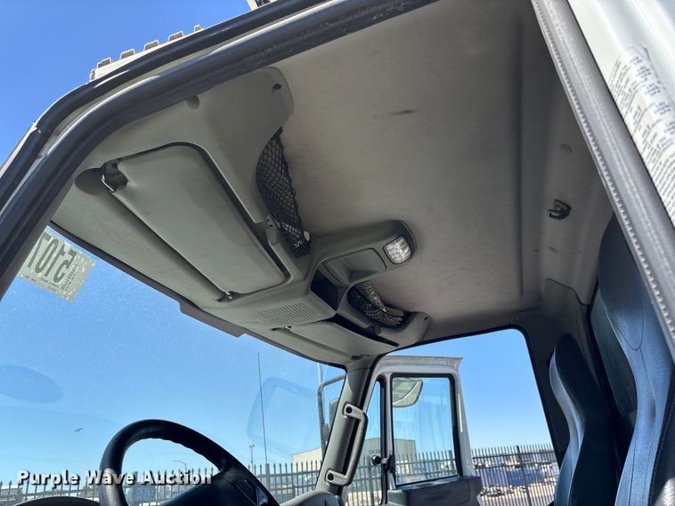 image for item YA3361 2019 International 4300 refrigerated truck