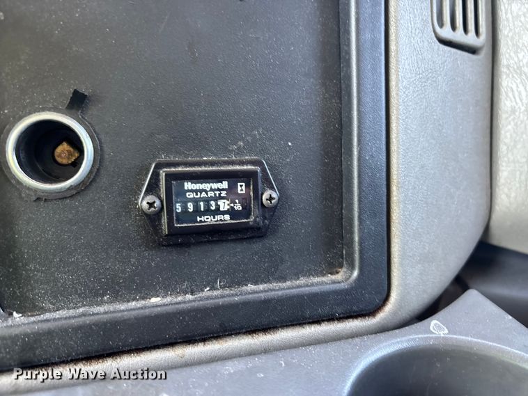 image for item YA3361 2019 International 4300 refrigerated truck