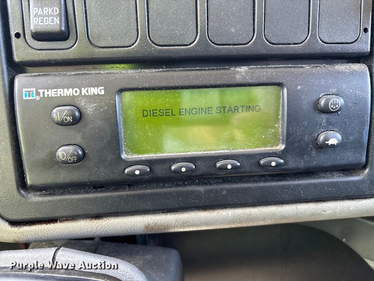 image for item YA3361 2019 International 4300 refrigerated truck