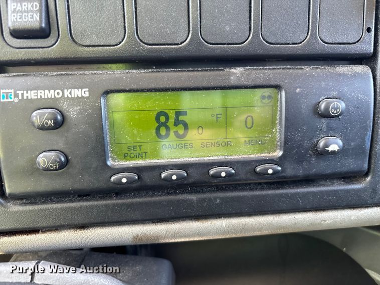 image for item YA3361 2019 International 4300 refrigerated truck